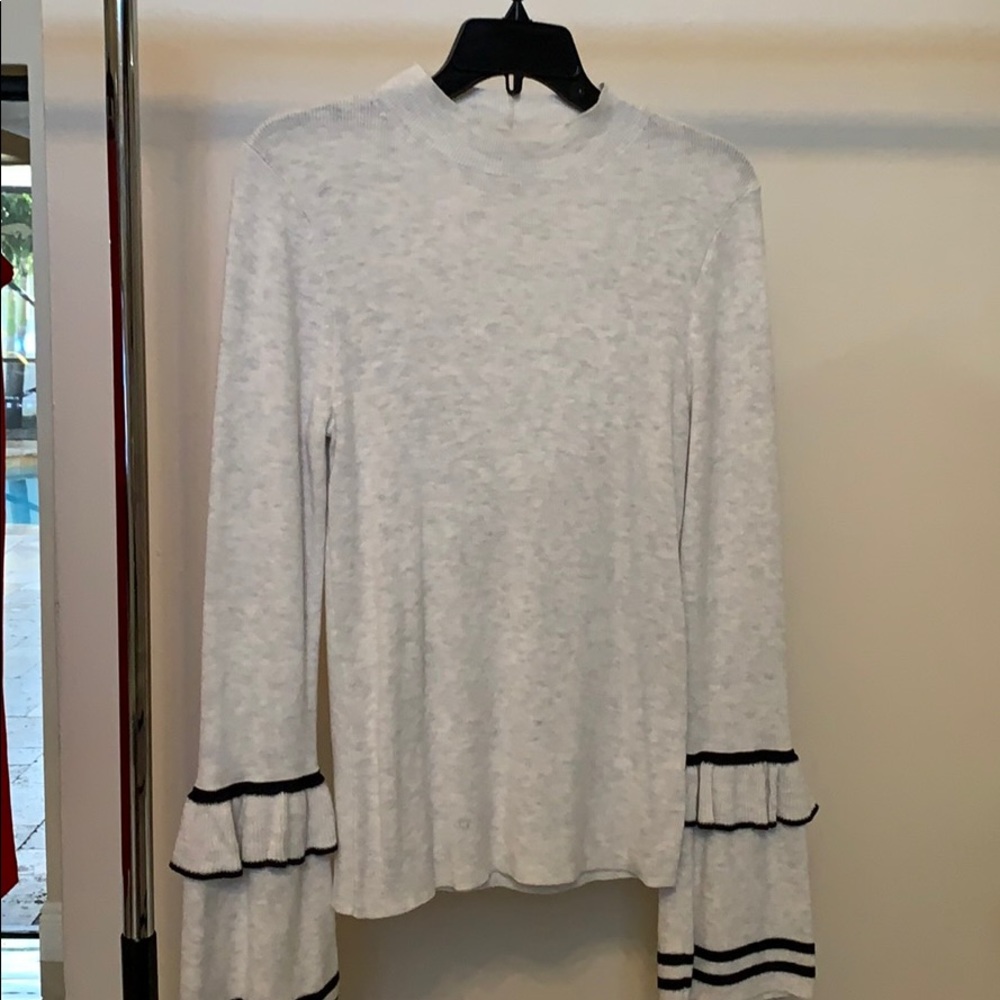 LS sweater grey with black trim bell sleeve